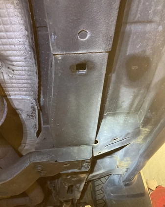 Jeep Grand Cherokee cena 36900 przebieg: 174939, rok produkcji 2000 z Luboń małe 781